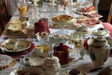 تختخواب و صبحانه La Maison De Juliette