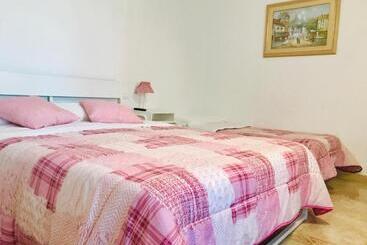 B&b Red Village