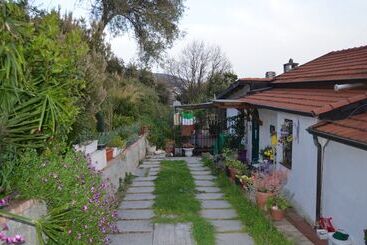 تختخواب و صبحانه La Castellana Una Finestra Sul Mare  Air Conditioned