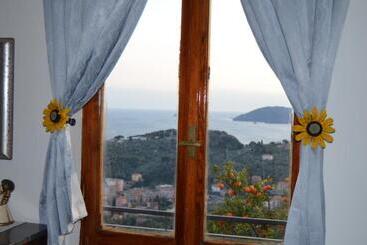 تختخواب و صبحانه La Castellana Una Finestra Sul Mare  Air Conditioned