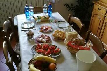 Bed and Breakfast Mansarda Sulla Francigena