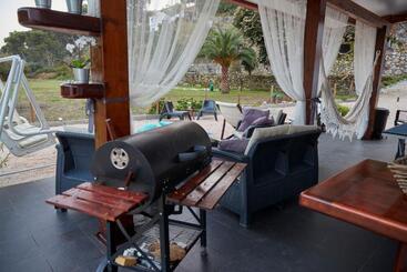 هتل Quinta Da Villa