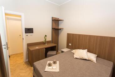 پانسیون Le Affacciate Bruzie Home Guest House