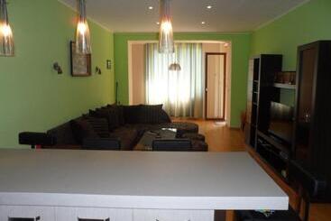 Privates, Schönes Und Grosses Appartement In Goldstrand