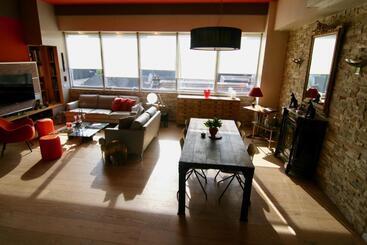 تختخواب و صبحانه Bibou S Room Paris