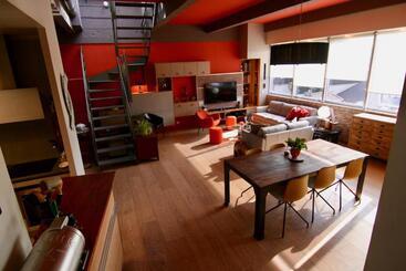 تختخواب و صبحانه Bibou S Room Paris