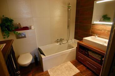 تختخواب و صبحانه Bibou S Room Paris