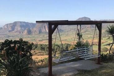 هتل El Mirador Y Jardin