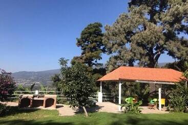 هتل El Mirador Y Jardin