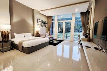 استراحتگاه The Midst@ Royal Hills Nakornayok