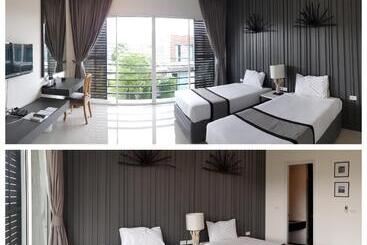 استراحتگاه The Midst@ Royal Hills Nakornayok