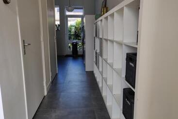 پانسیون Logement De School Middelburg
