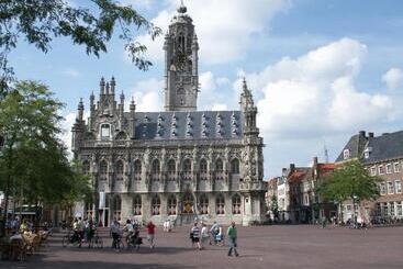 پانسیون Logement De School Middelburg