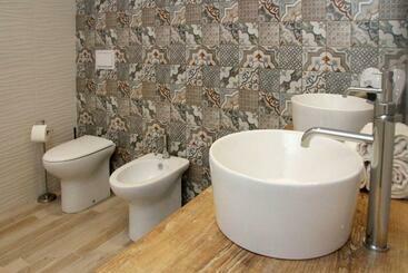 تختخواب و صبحانه Relais Marlene
