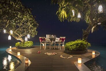 Anantara Uluwatu Bali Resort