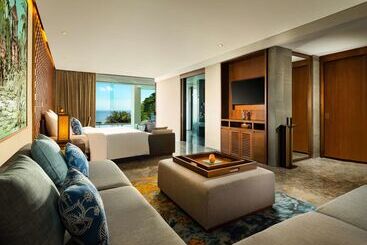 Anantara Uluwatu Bali Resort