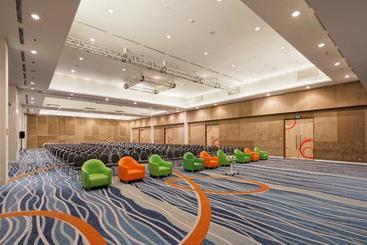 Harris Hotel And Conventions Kelapa Gading Jakarta