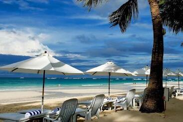 Henann Lagoon Resort