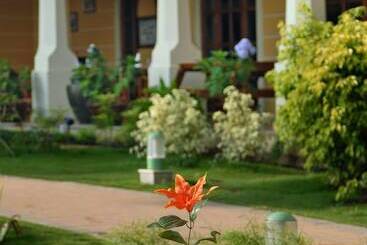 هتل Acron Candolim Regina
