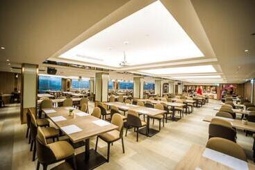 هتل City Suites Taoyuan Gateway