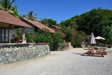 Cocotinos Sekotong, A Boutique Beach Resort & Spa - Lombok