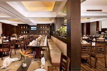 هتل Country Inn & Suites By Radisson, Gurugram Sector 12