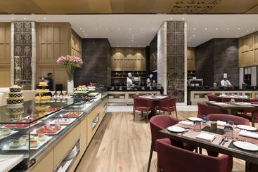 هتل Crowne Plaza New Delhi Mayur Vihar Noida, An Ihg