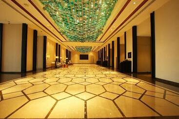 هتل Crowne Plaza New Delhi Mayur Vihar Noida, An Ihg
