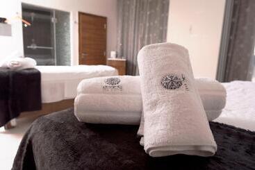 Davinci Hotel On Nelson Mandela Square