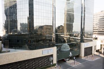 Davinci Hotel On Nelson Mandela Square
