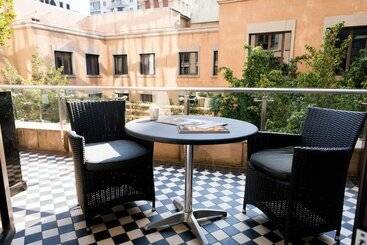 Davinci Hotel On Nelson Mandela Square