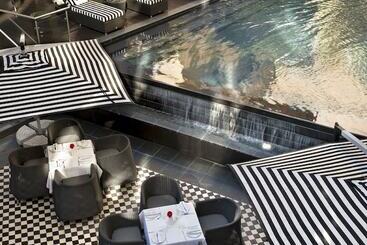 Davinci Hotel On Nelson Mandela Square