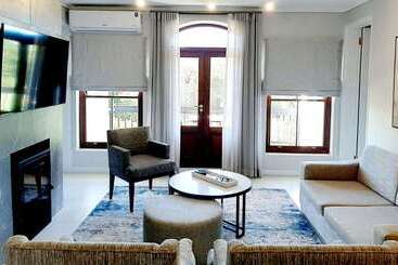 هتل De Zalze Lodge