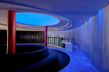 هتل Doubletree By Hilton Queenstown