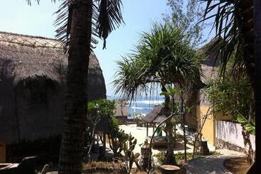 هتل Dream Beach Huts