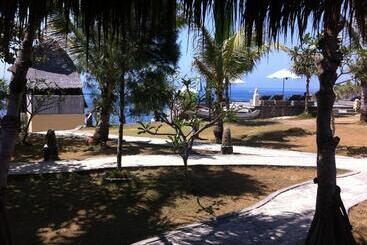 هتل Dream Beach Huts