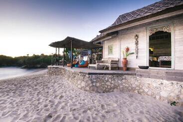 هتل Dream Beach Huts