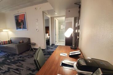 هتل Fairfield Inn & Suites By Marriott New York Brooklyn