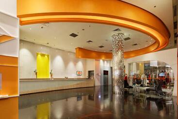 Harris Hotel And Conventions Kelapa Gading Jakarta