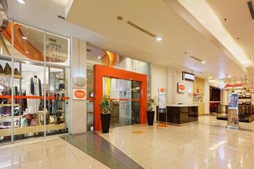 Harris Hotel And Conventions Kelapa Gading Jakarta
