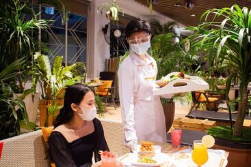 Harris Hotel And Conventions Kelapa Gading Jakarta