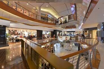 Harris Hotel And Conventions Kelapa Gading Jakarta
