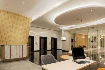 Harris Hotel And Conventions Kelapa Gading Jakarta