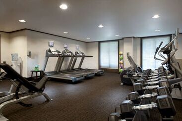 בית מלון כפרי Hilton Queenstown Resort & Spa