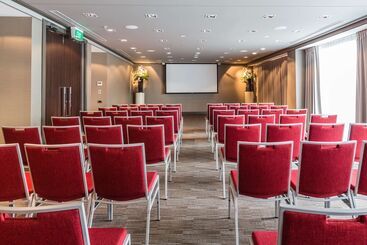 בית מלון כפרי Hilton Queenstown Resort & Spa