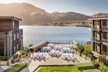 בית מלון כפרי Hilton Queenstown Resort & Spa