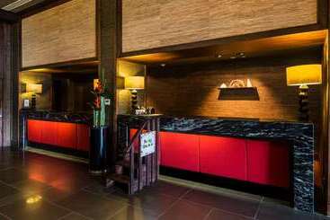 בית מלון כפרי Hilton Queenstown Resort & Spa