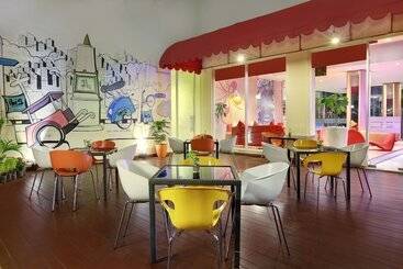 호텔 Ibis Styles Yogyakarta