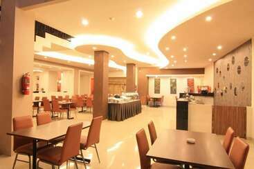 酒店 Jentra Dagen