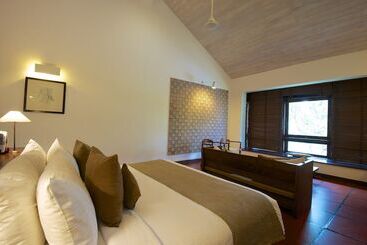 Hotel Jetwing Lagoon   Newly Renovated